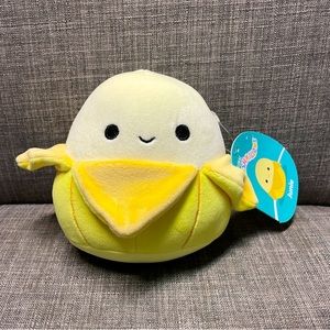 BNWT Squishmallow Junie 5” Canadian Exclusive